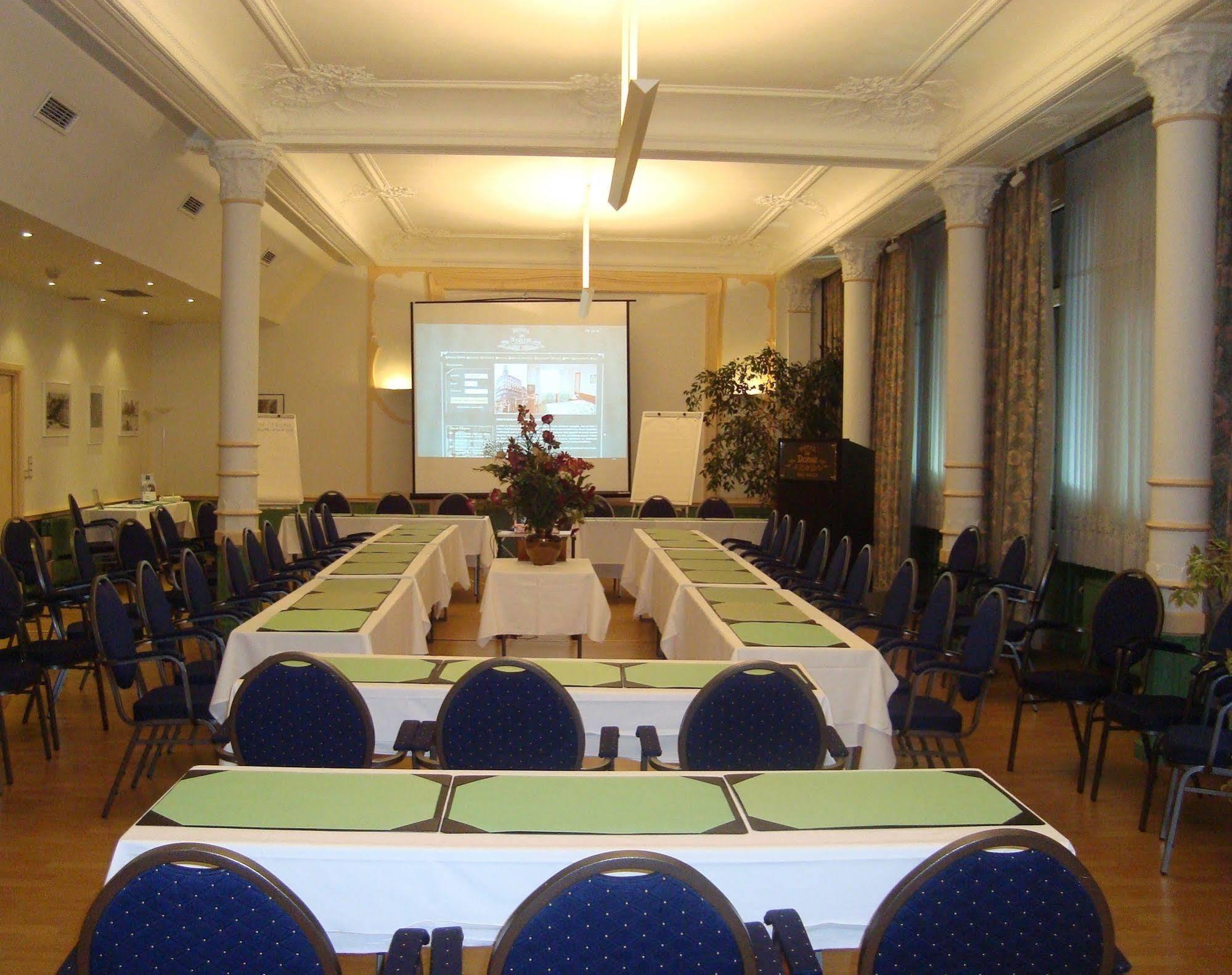 Le Dome Hotel