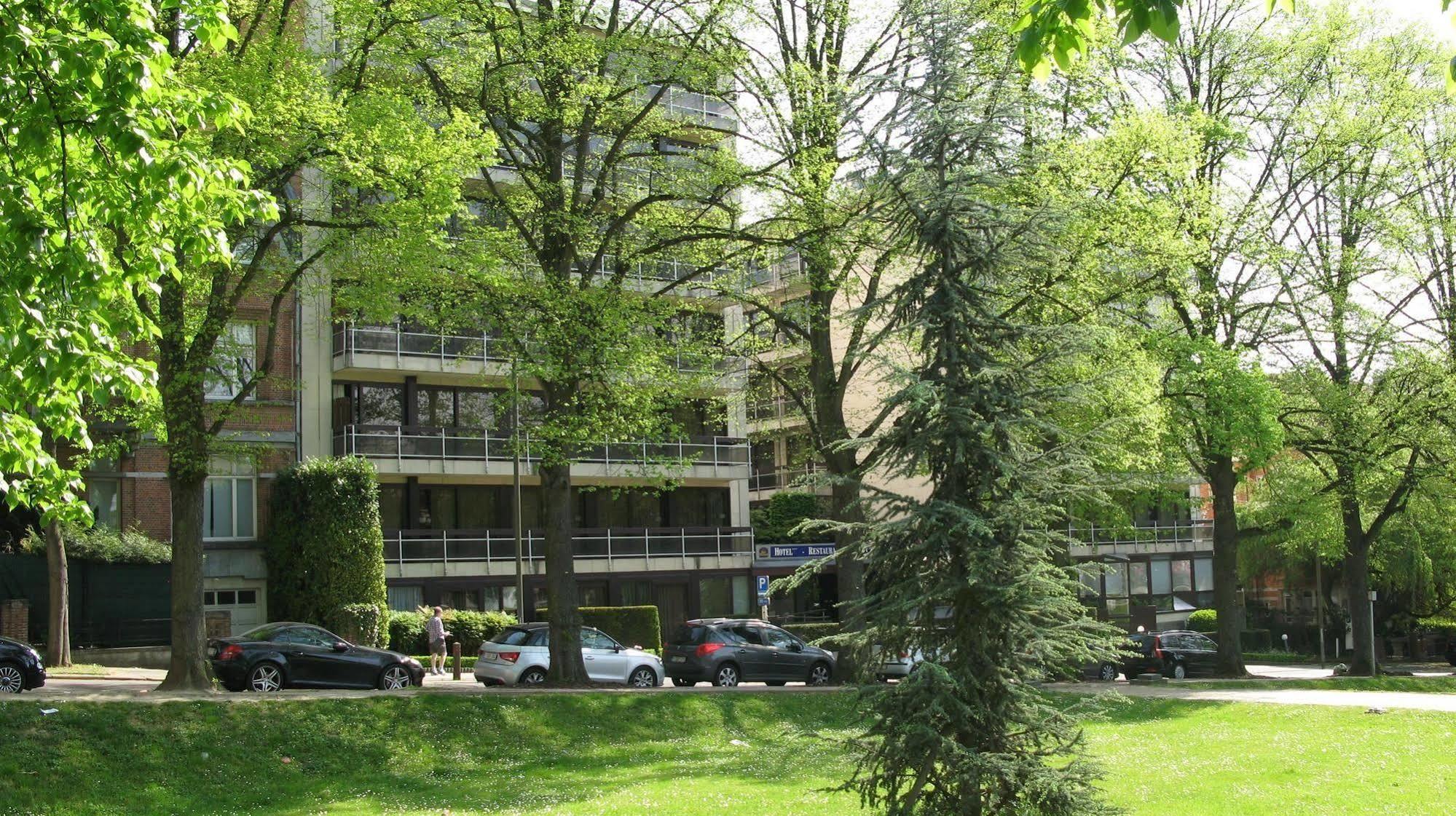Western County House 3*