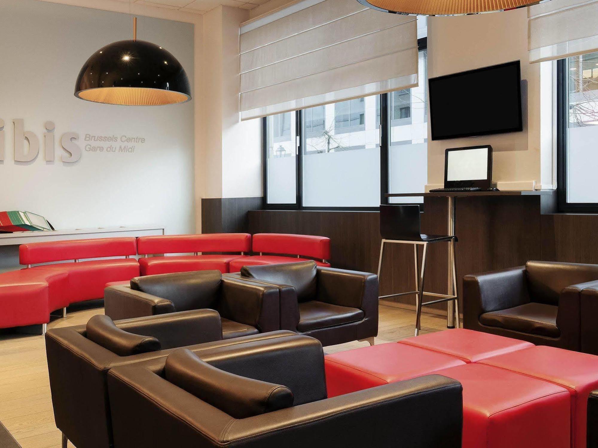 Ibis Centre Gare Du Midi Hotel 3*