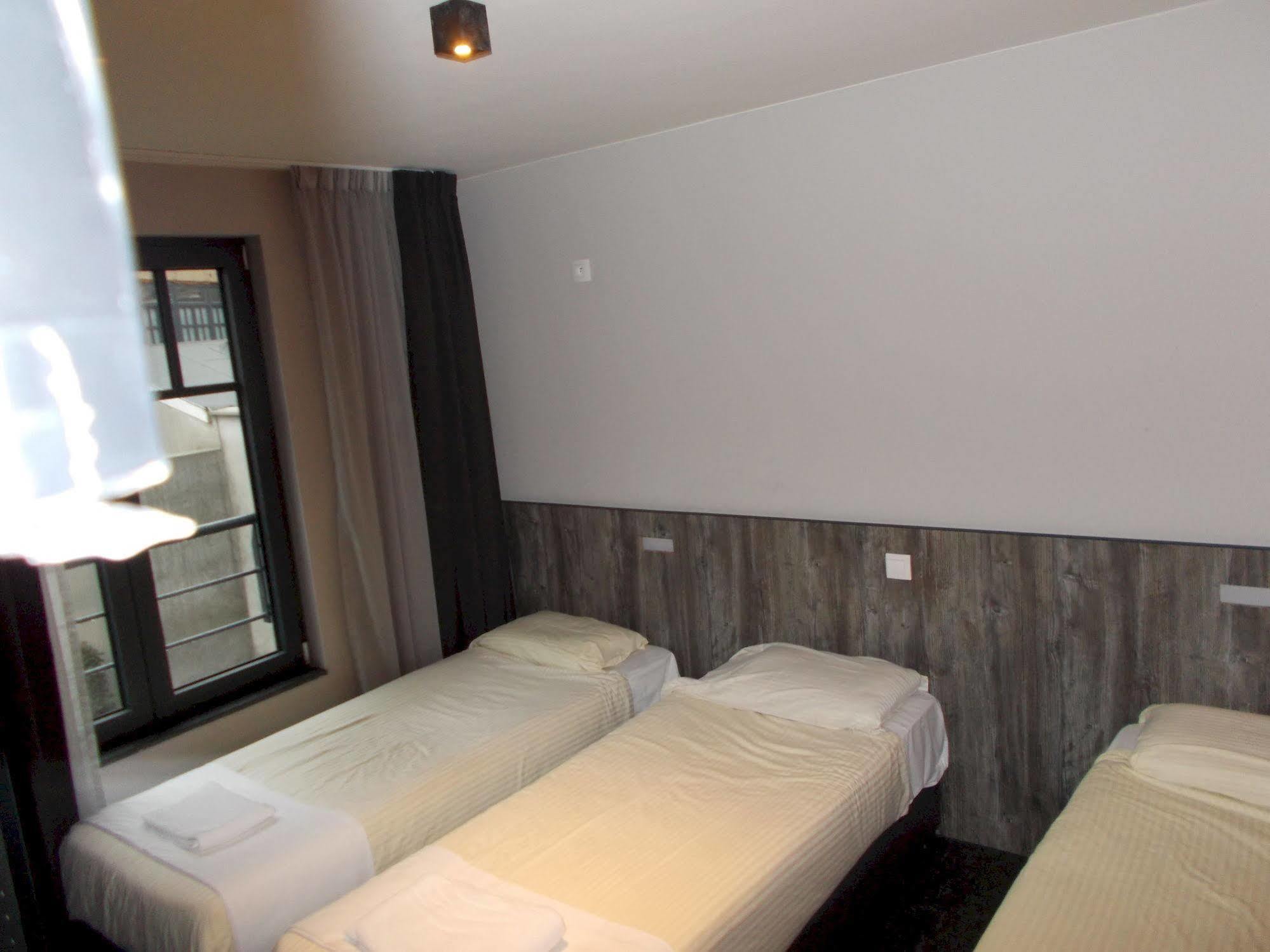 Auberge de jeunesse Brxxl 5 Centre Bruxelles