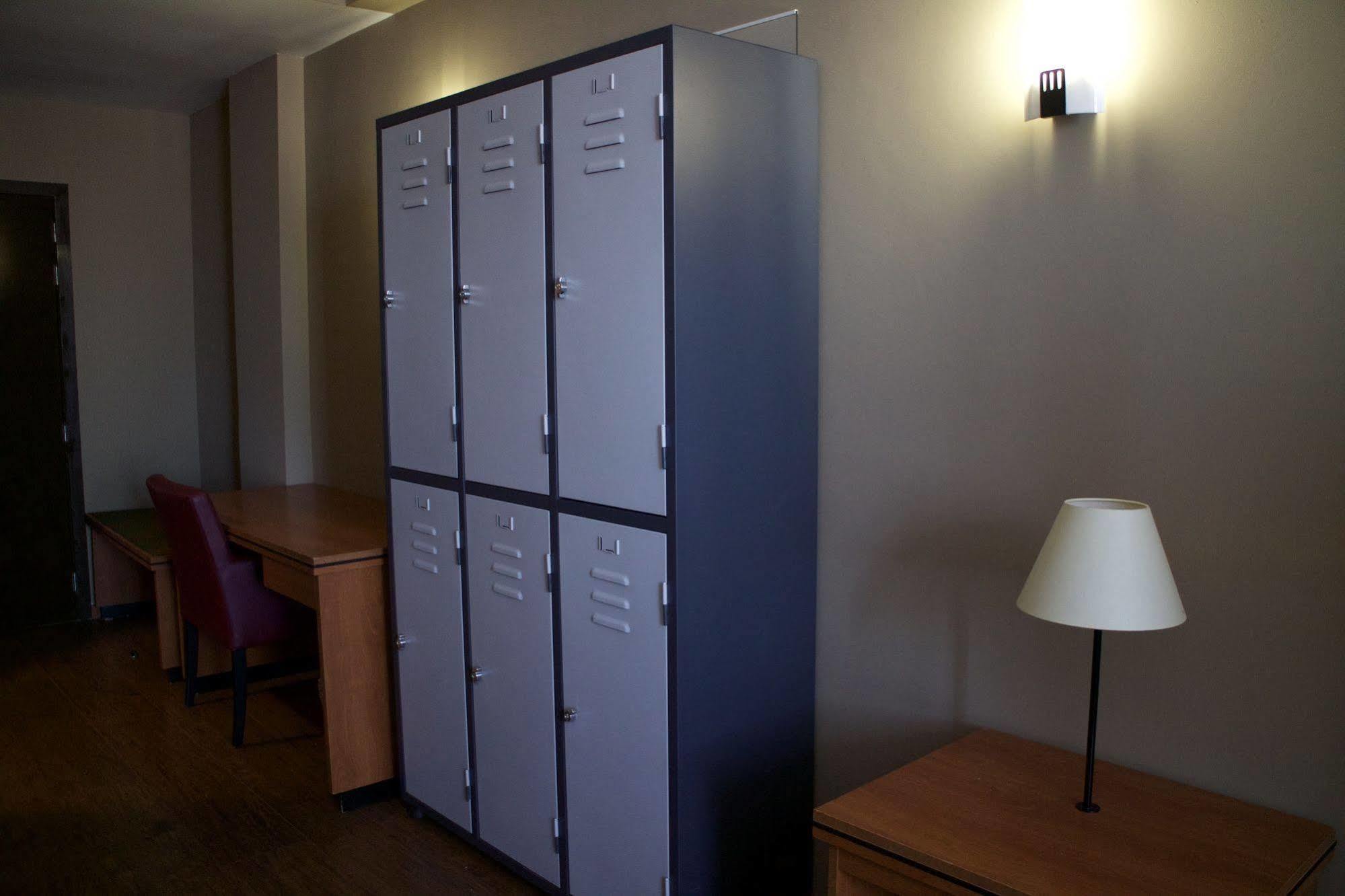 Escale Hotel 3*