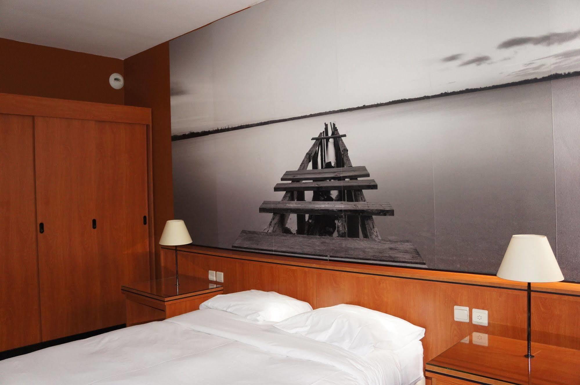 Hotel Escale