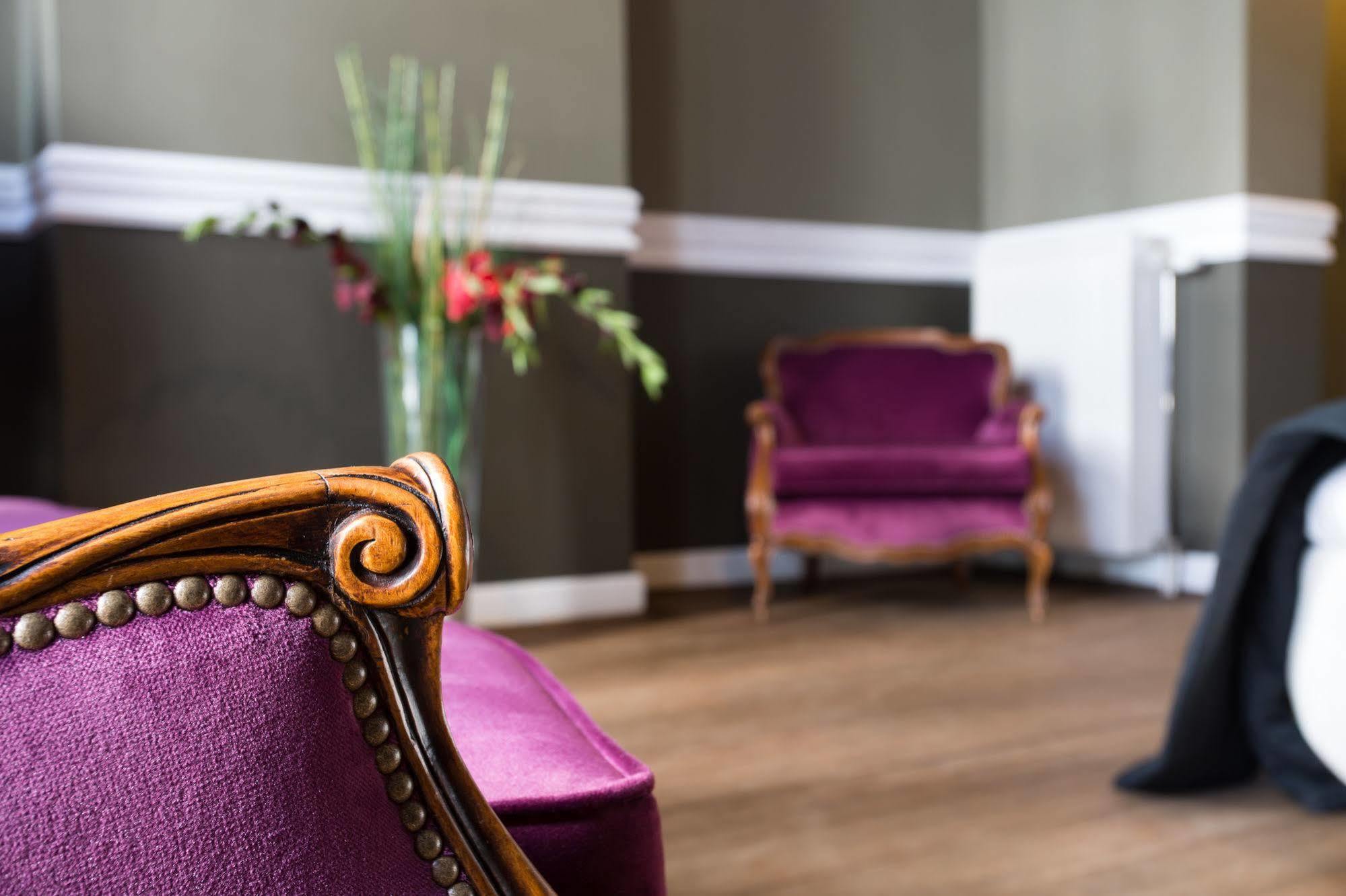 Downtown Bxl Bed & Breakfast