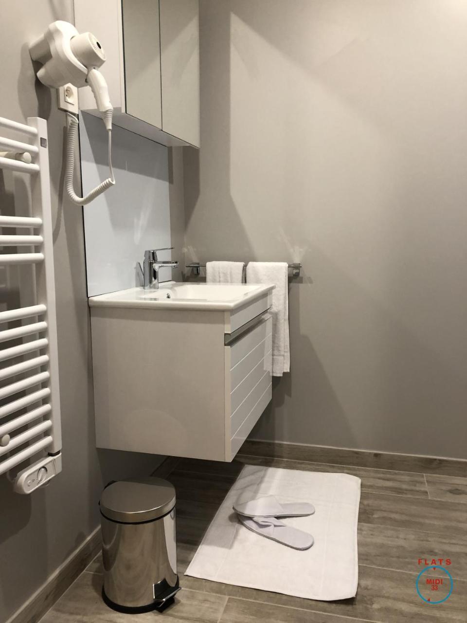 Flat Midi 33 Appart hôtel 3*