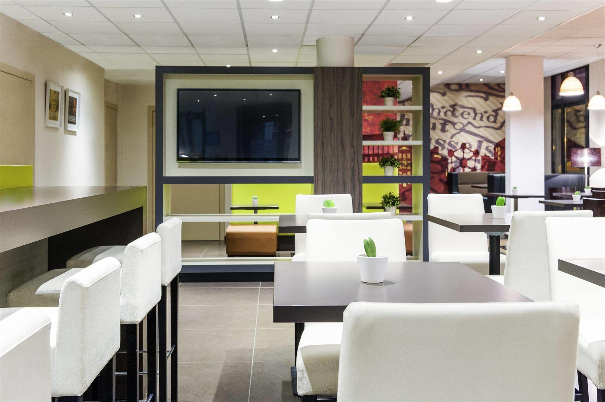 Ibis Styles Centre Stéphanie Hotel