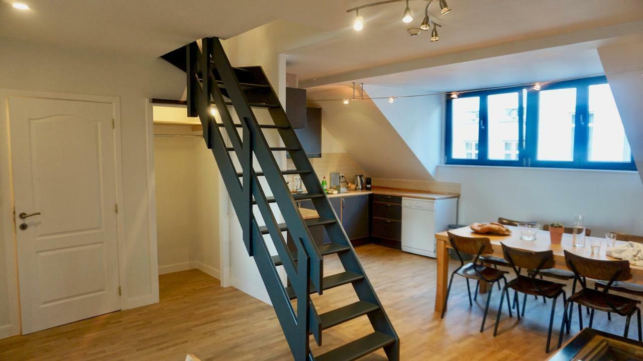 Apartment Unit 8 - Charming Loft Apt. Near Avenue Louise Free Parking *