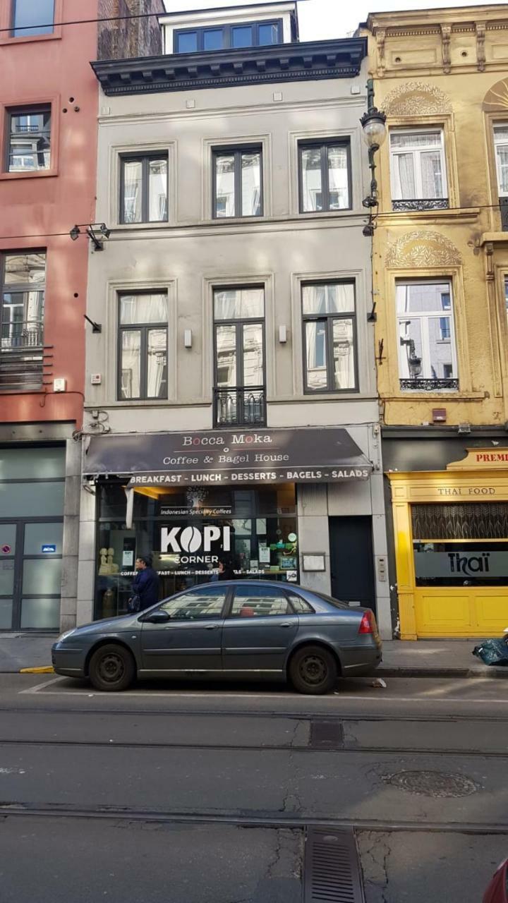 Apartment Unit 8 - Charming Loft Apt. Near Avenue Louise Free Parking *