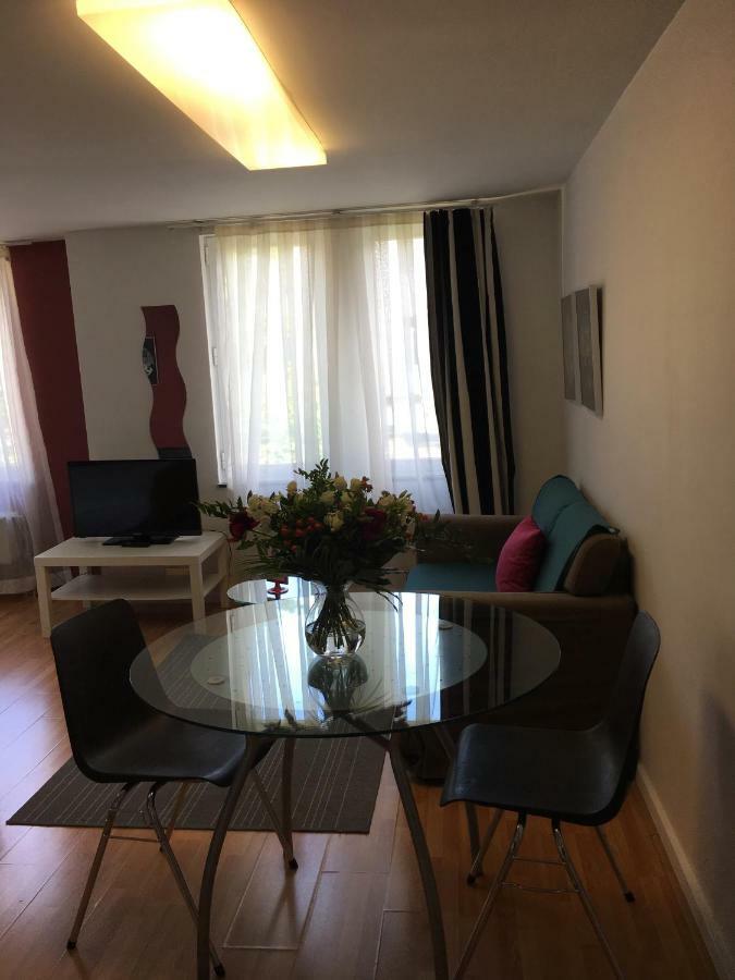Apartment Center