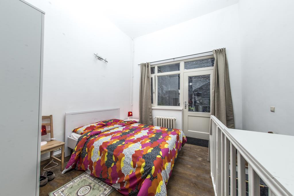 Rentbynight 3* Brussel