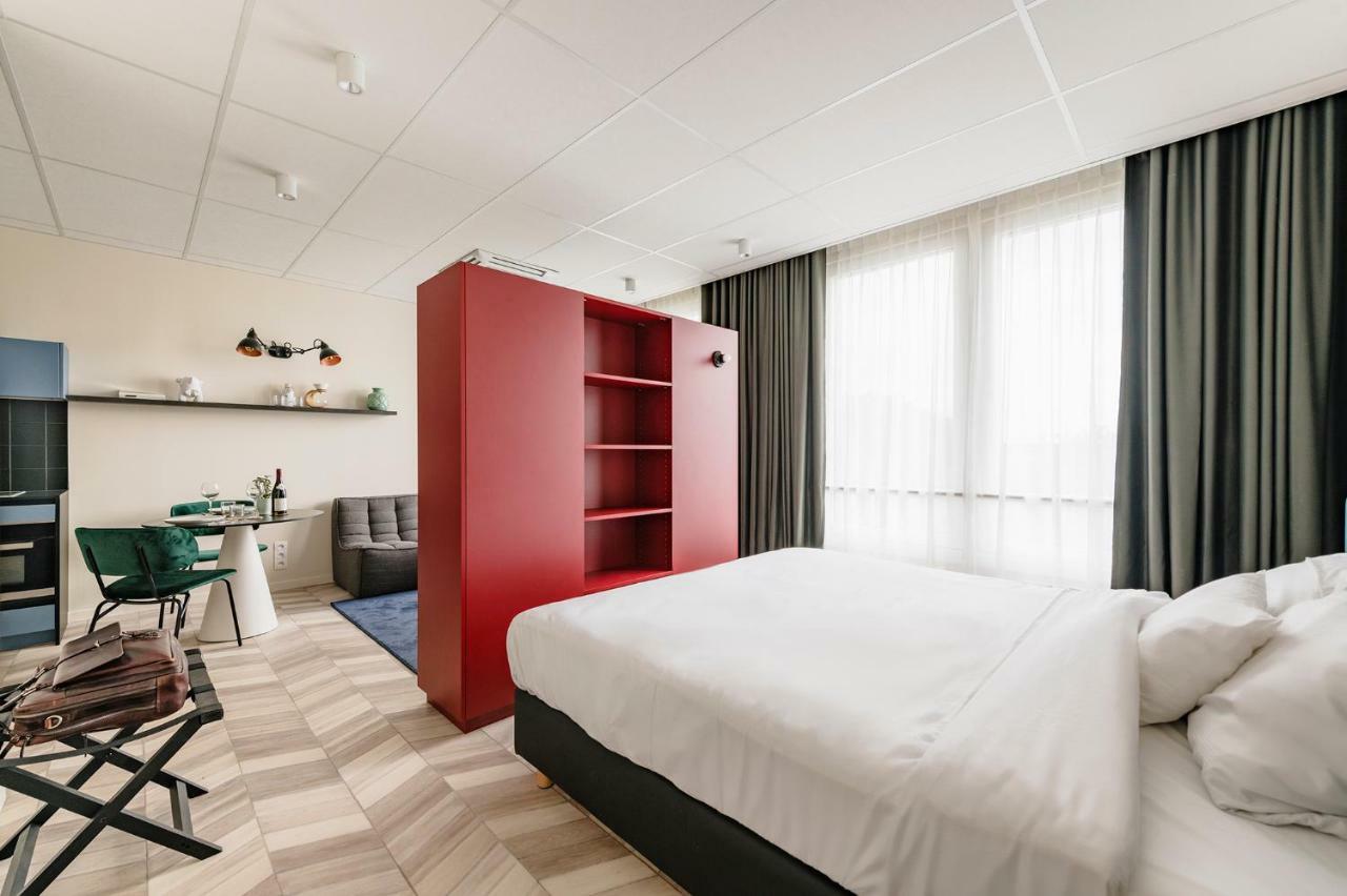 Roxi The Urban Hotel