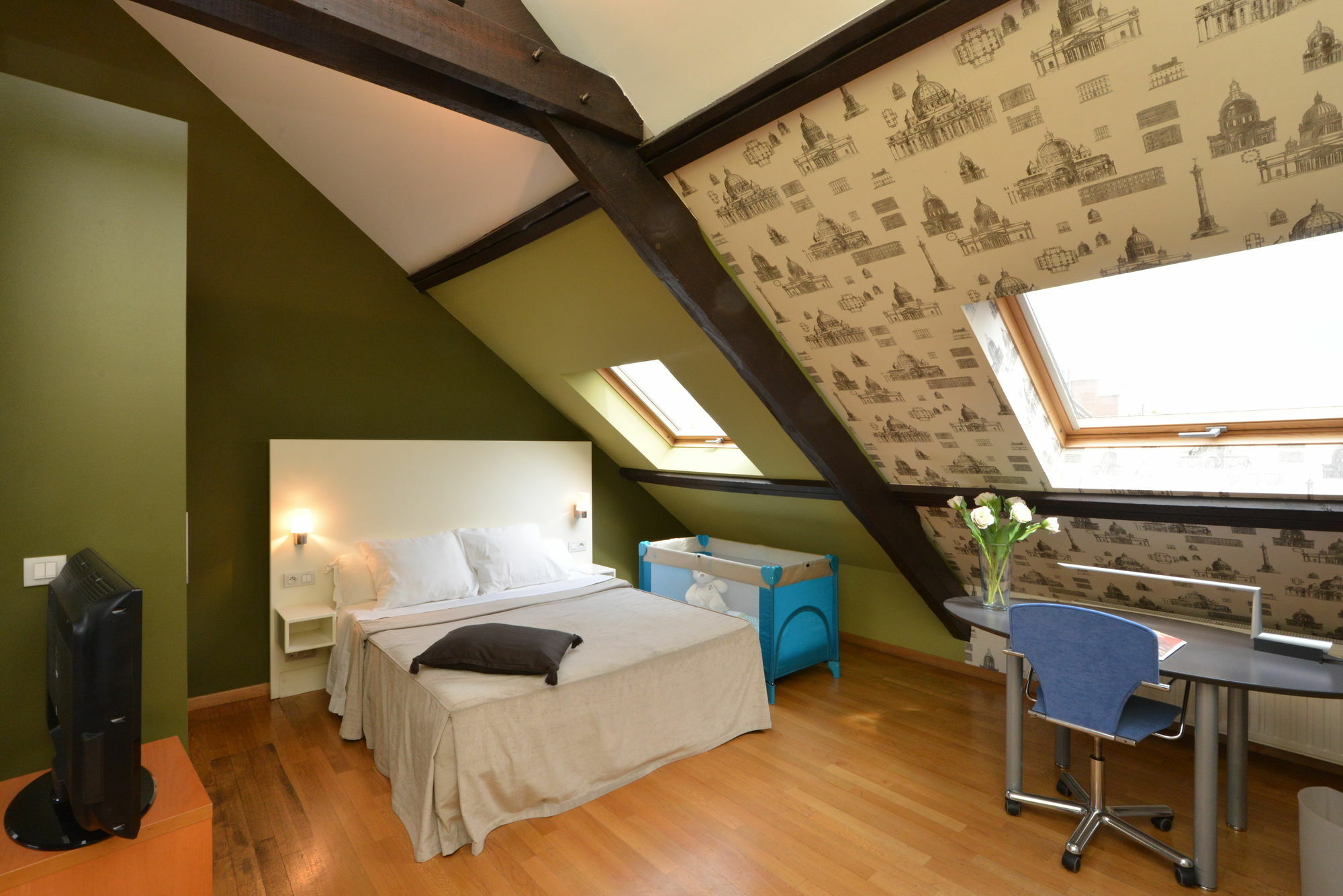 Mas Eu Aparthotel 3*