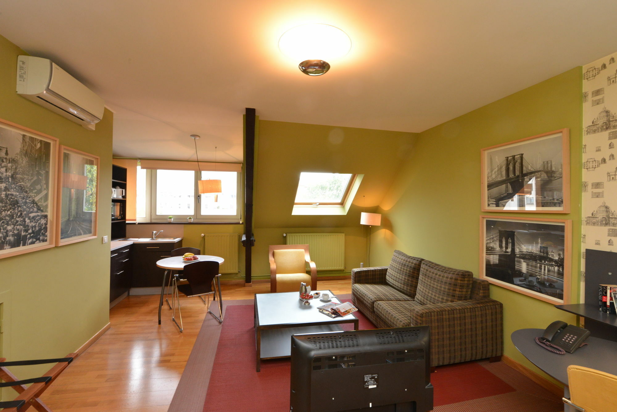 Mas Eu Aparthotel 3*