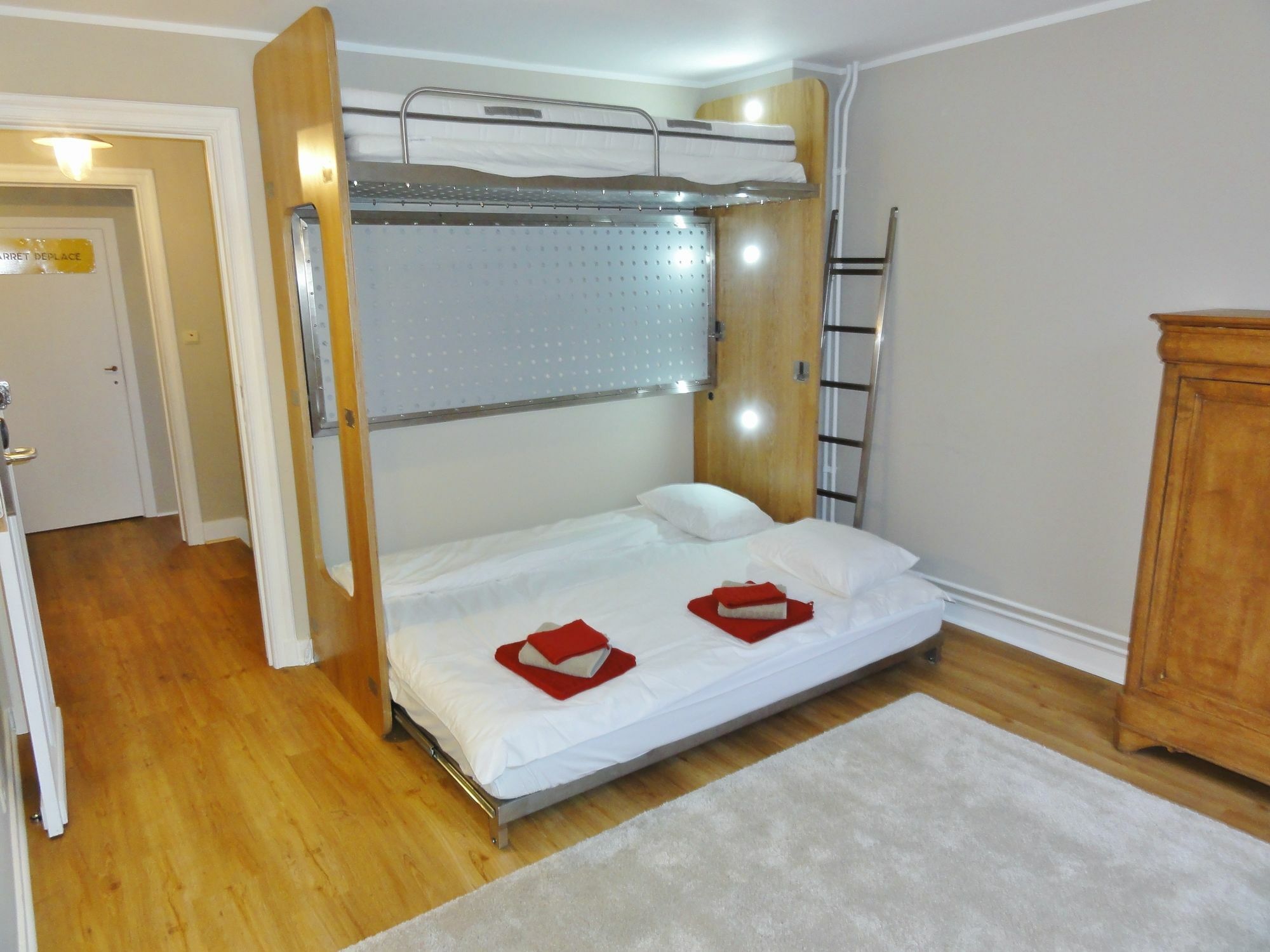 Appartement Train Flat