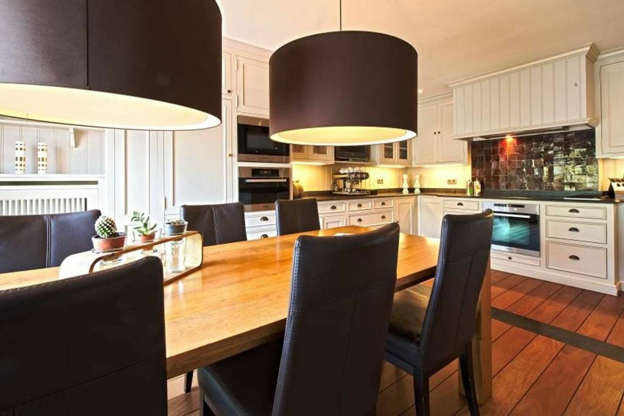 Lejlighed With 2 Bedrooms In Uccle, With Enclosed Garden And Wifi Bruxelles