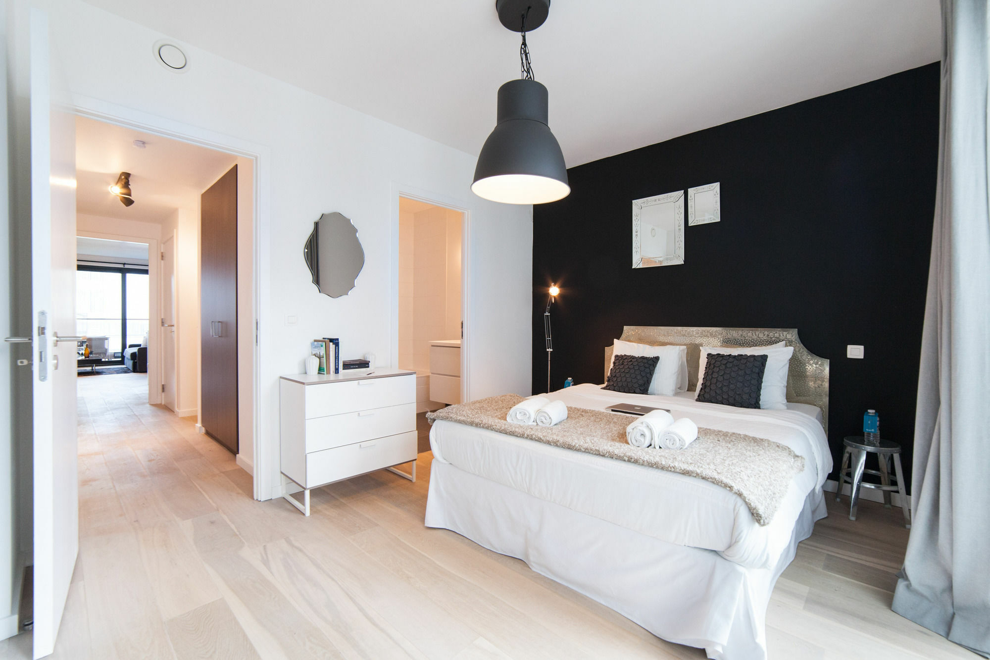 Sweet -eu Commission Apartment