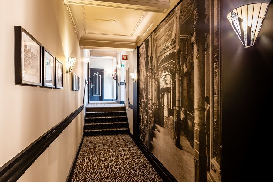 Le Chatelain Hotel 5*