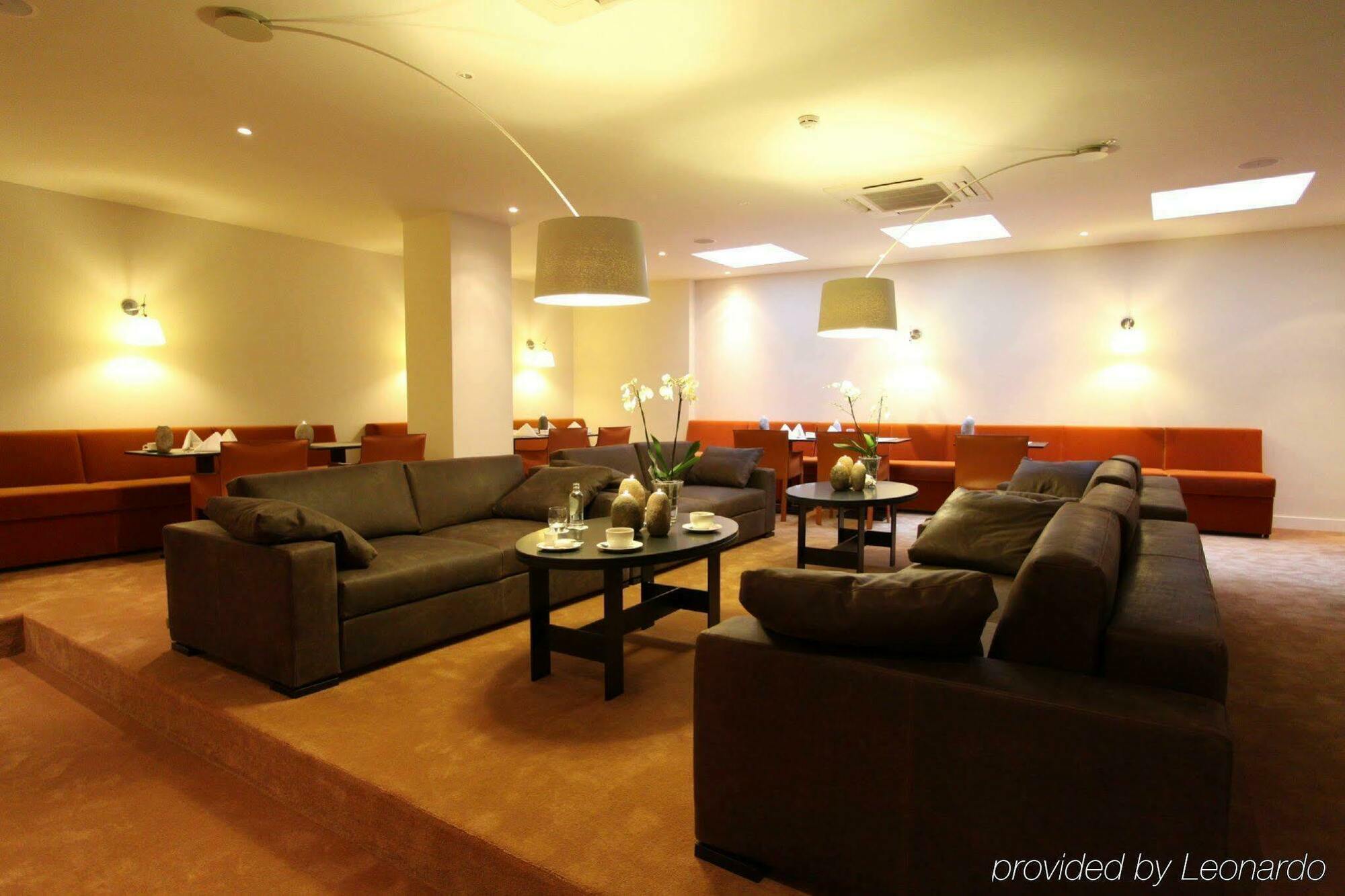 Pillows Centre Hotel 4*