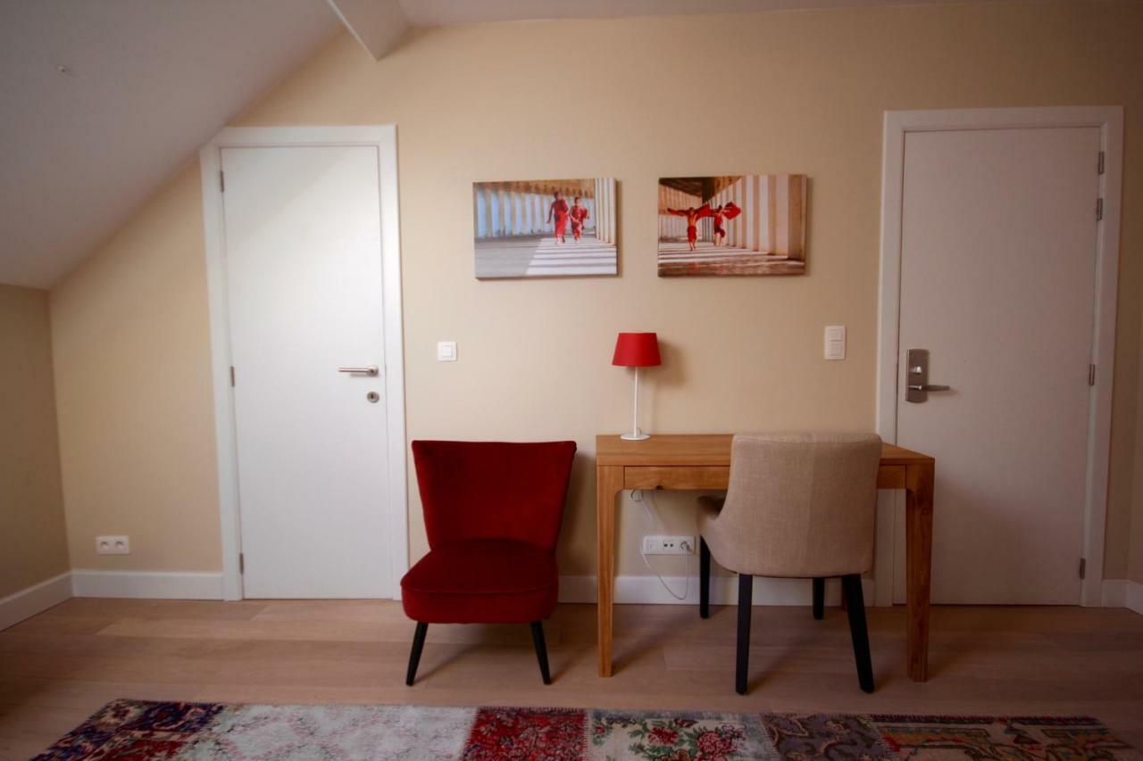 Bed & Breakfast Hooome 3*
