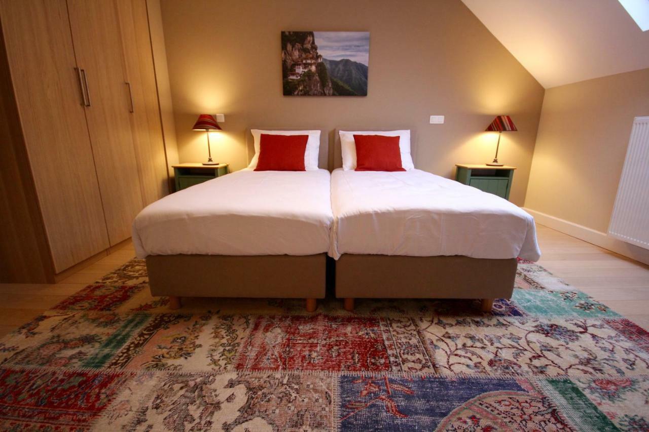 Hooome Bed & Breakfast 3*