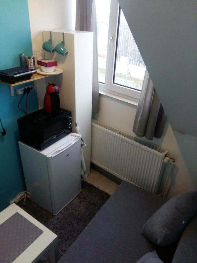 Apartment Private Airport