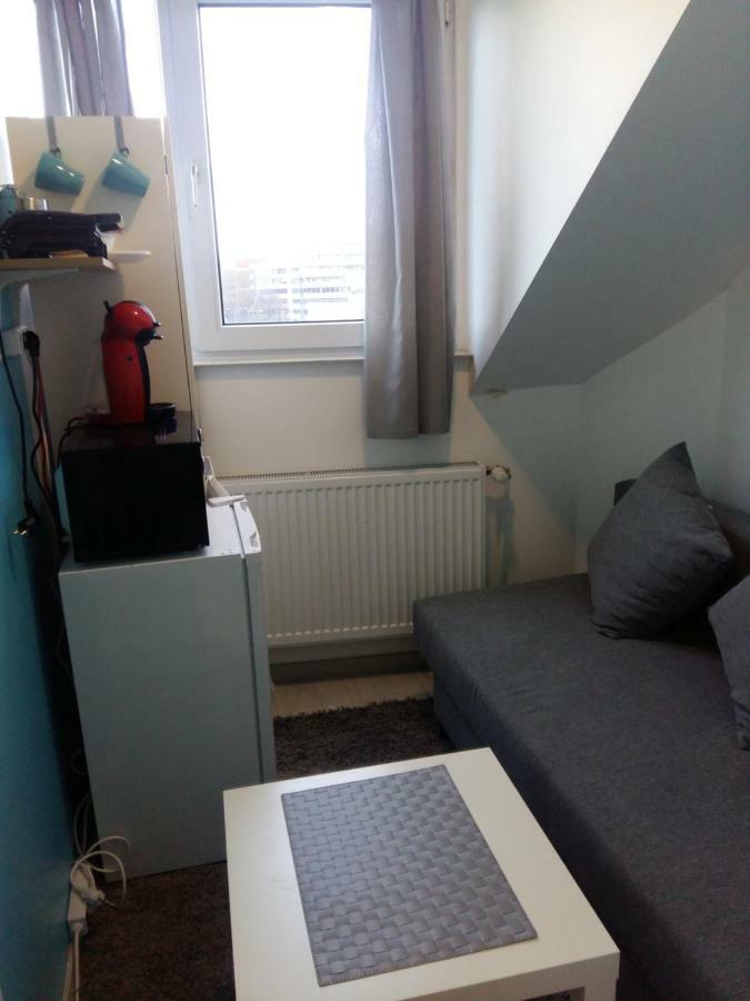 Apartment Private Airport *