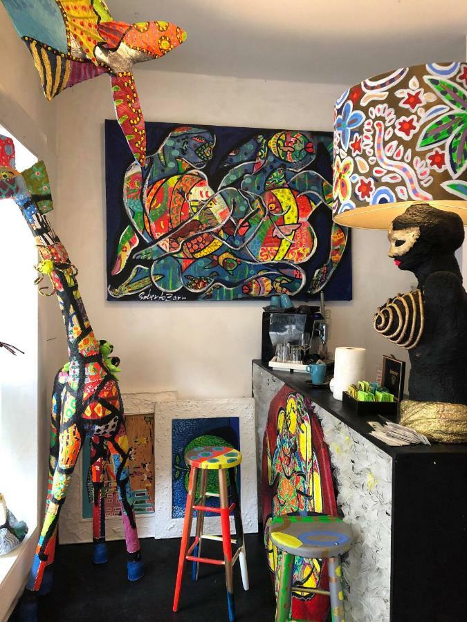 Favela Chic Cultural Atelier Séjour chez l'habitant *