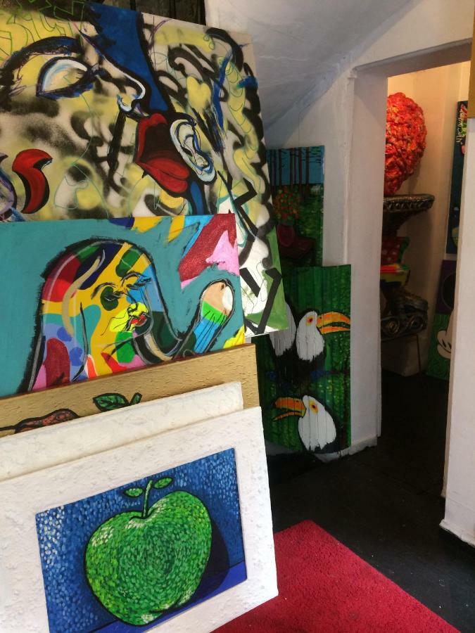 Favela Chic Cultural Atelier