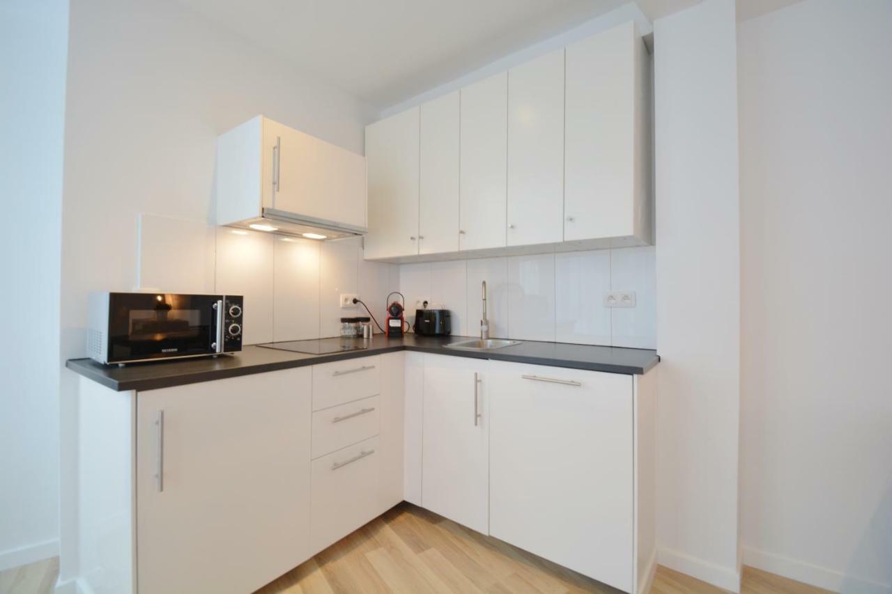 Appartement 2 Eglises 92 *