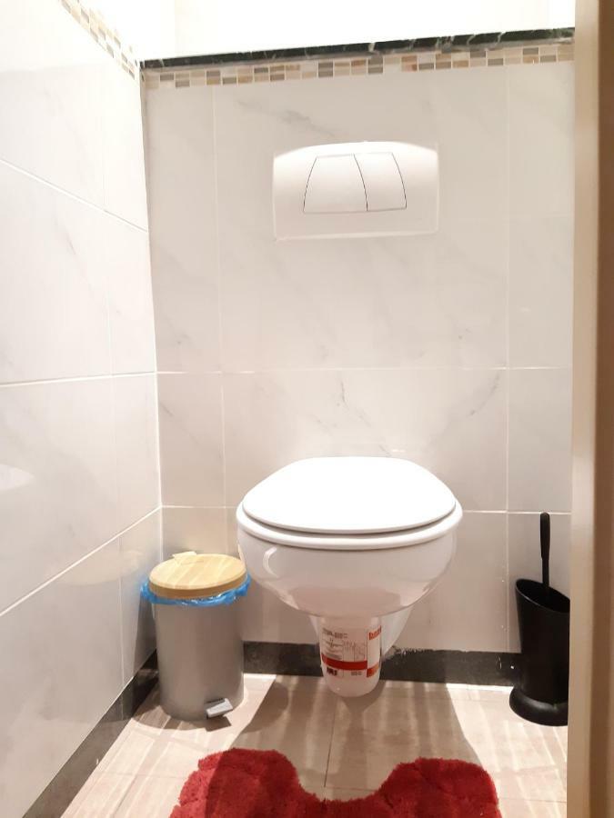City - Closely Metro Station Apartment