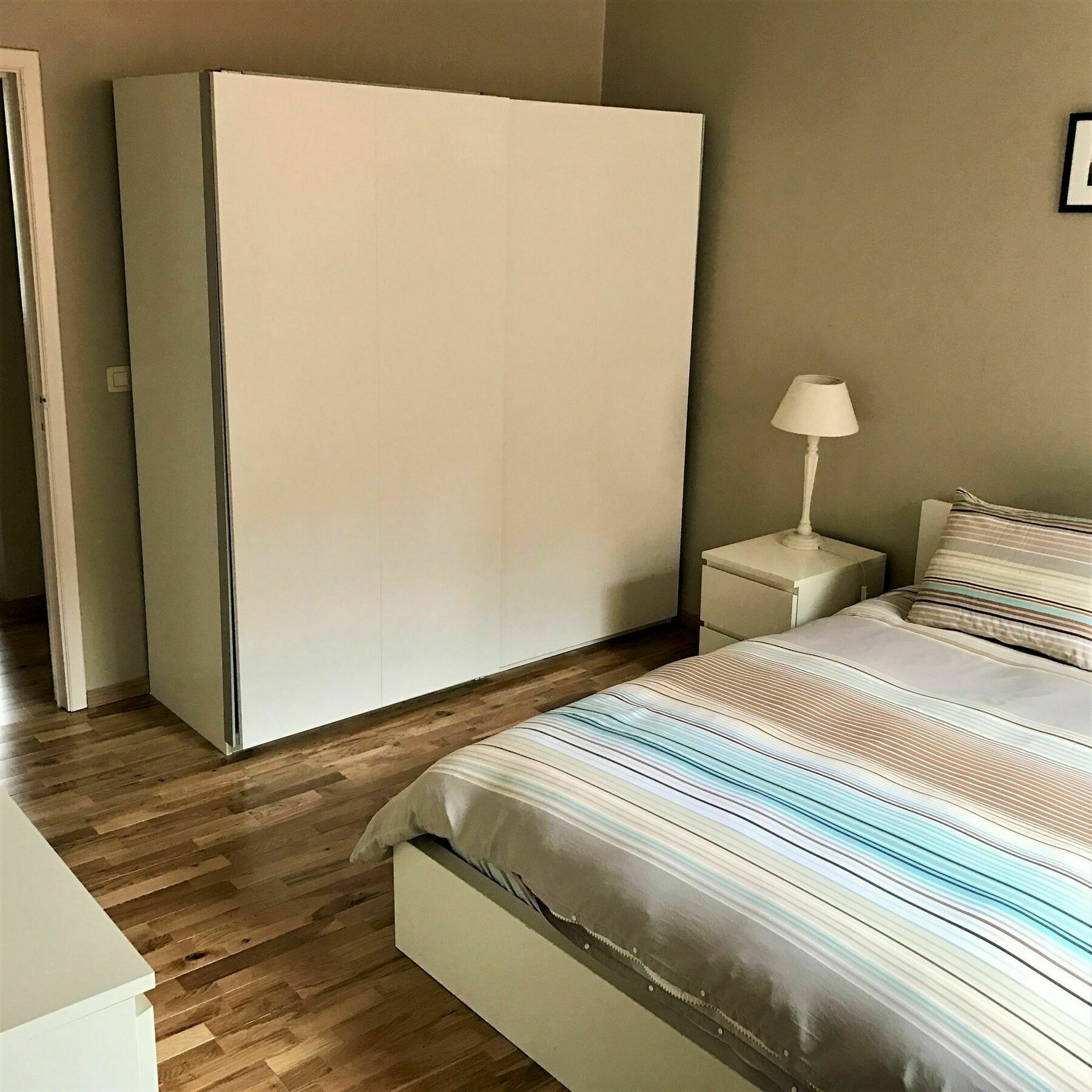 Bright And Modern With One Bedroom In The Center Of Bru * Brüssel