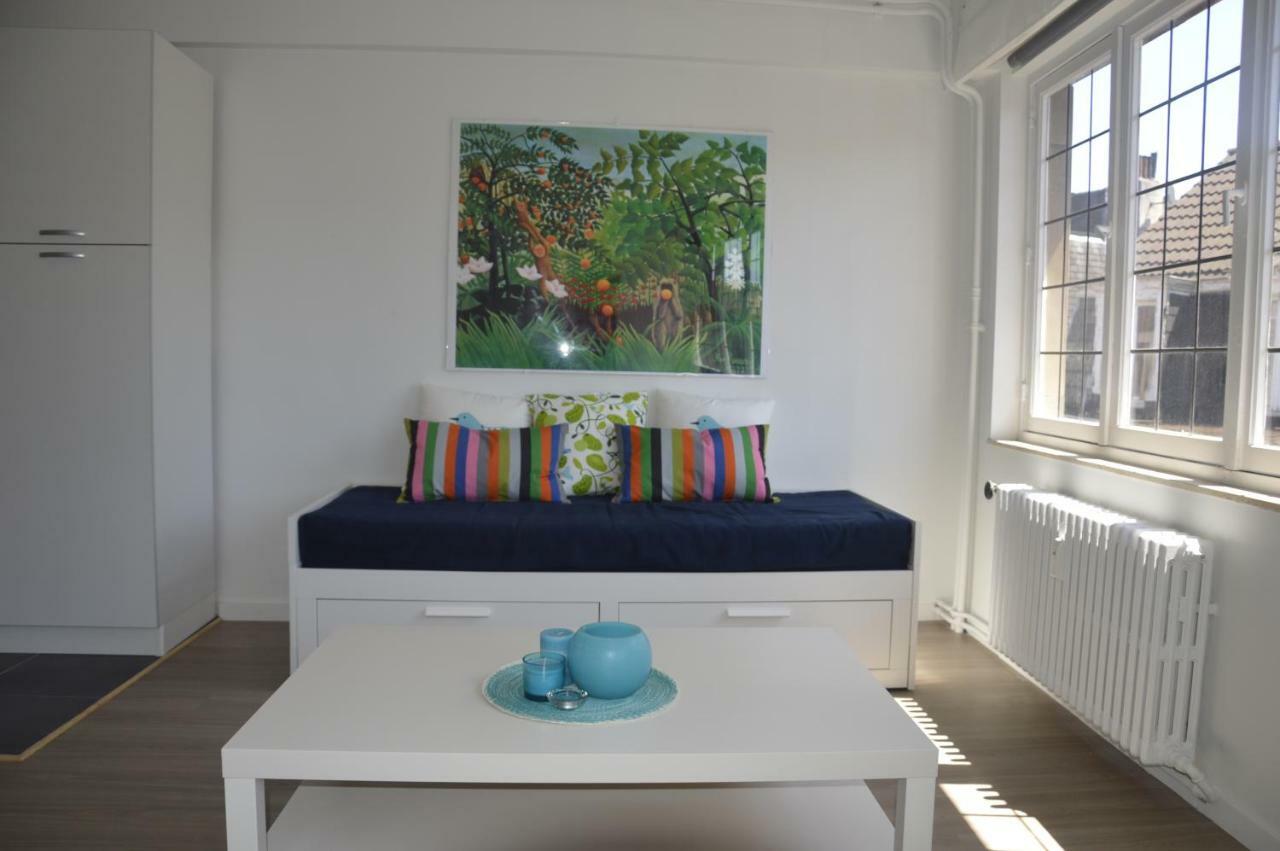 Super Flat Next Grand Place