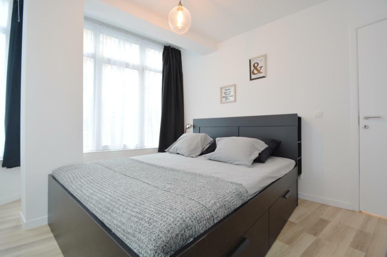 2 Eglises 92 Appartement Brussel