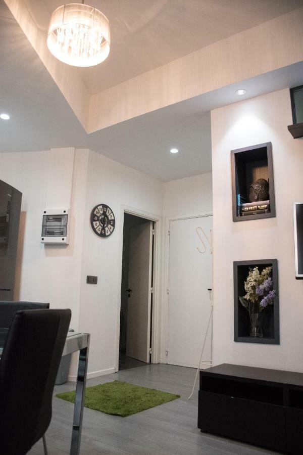 Centre *