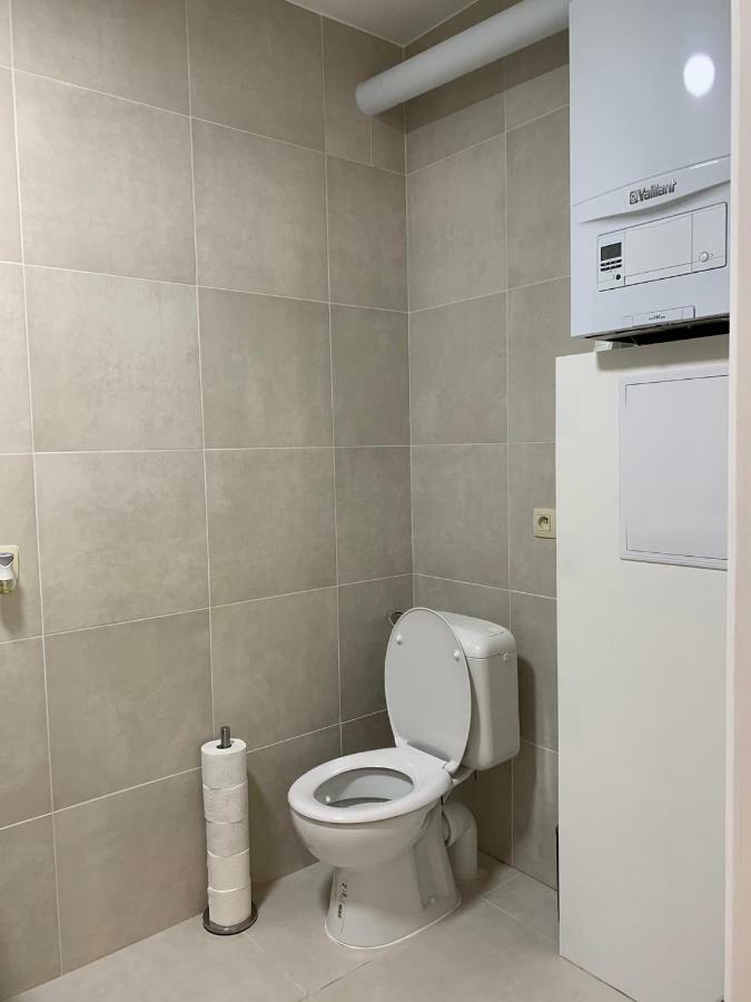 Modern First Floor Apartment