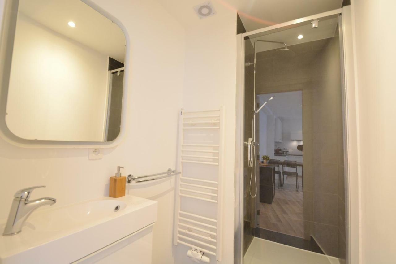 Appartement 2 Eglises 92 *
