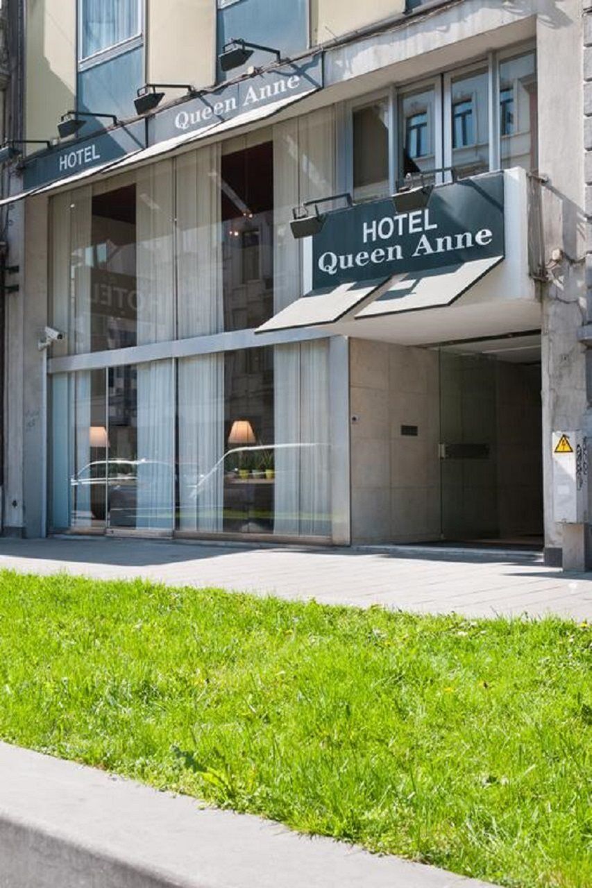 Queen Anne Bruxelles