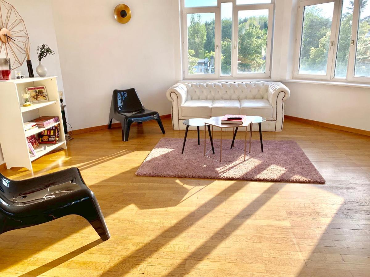 Secret Apartment *