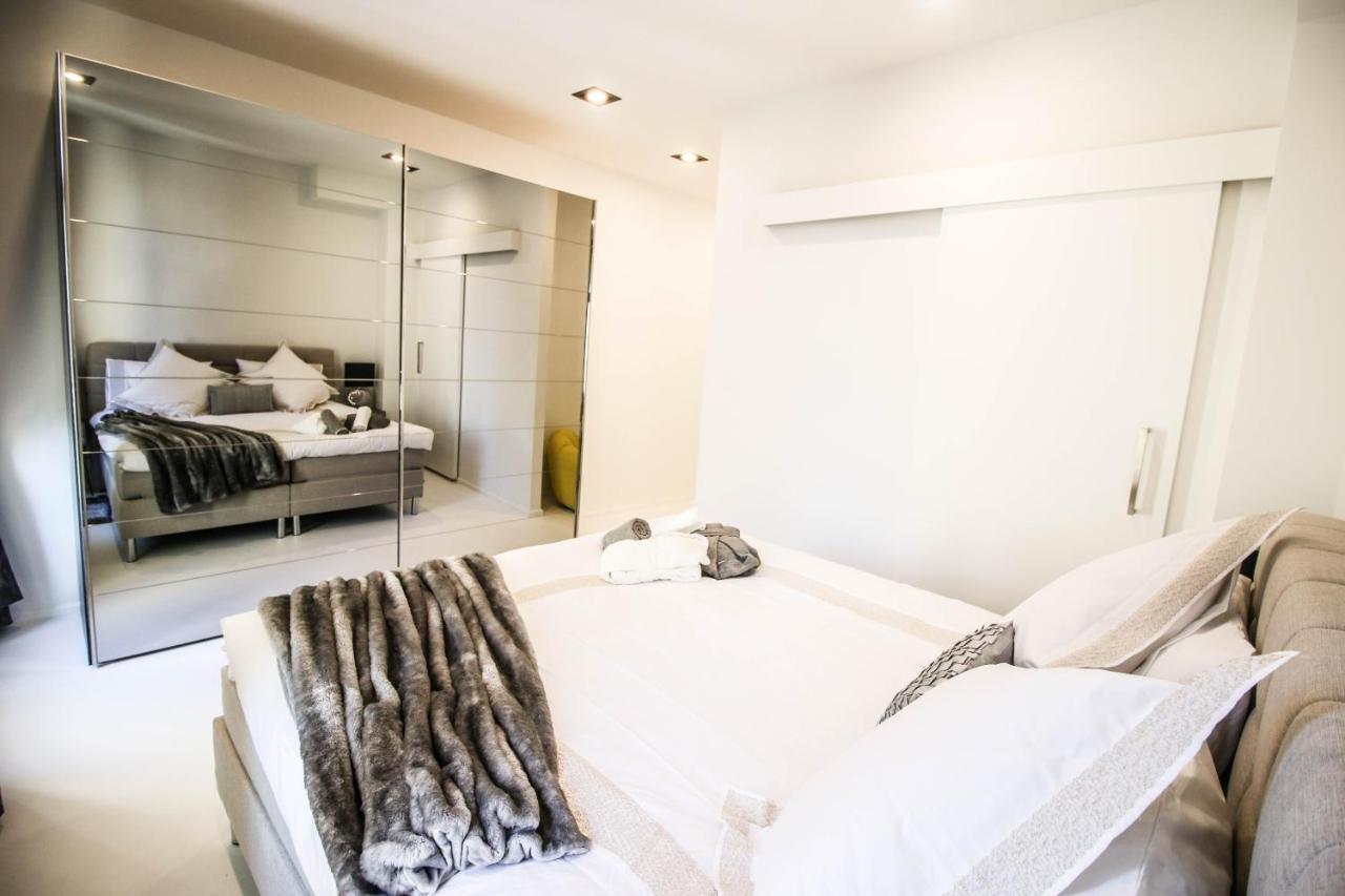 Luxurious Apartment