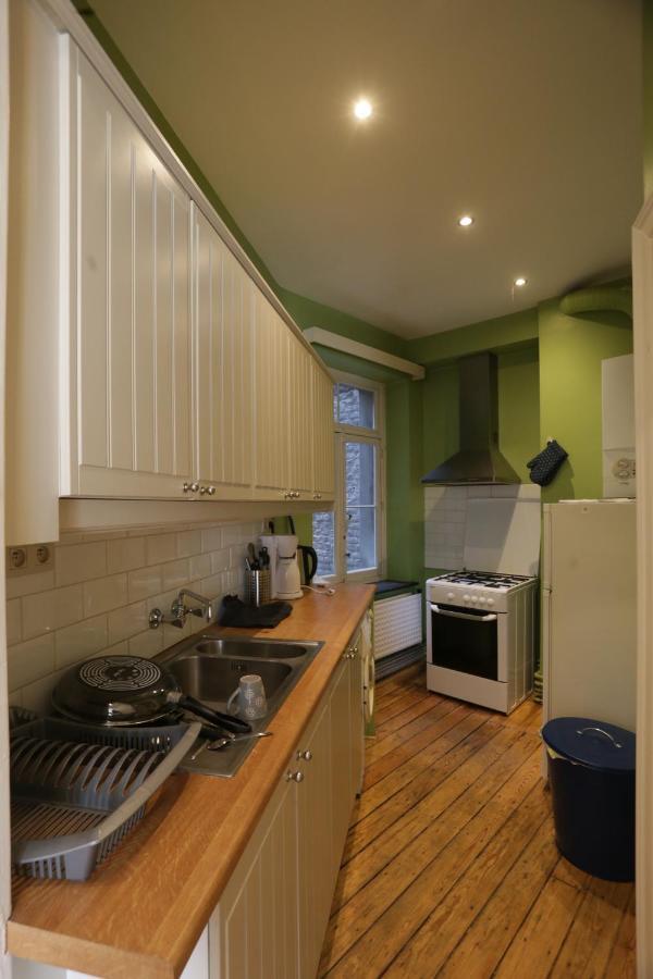 Center Apartment *