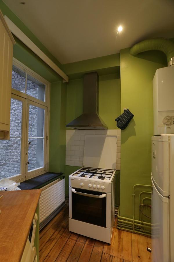 Apartment Center *