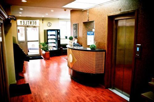 Hotel Bentley 2*