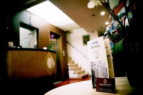 Bentley Hotel 2*