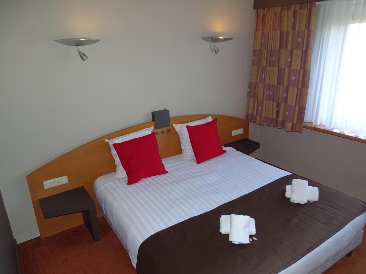 Hotel Sleep & Go Expo 2*
