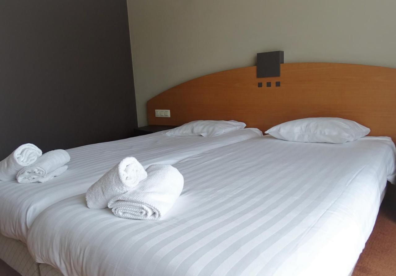 Hotel Sleep & Go Expo 2*