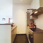 Room At Chicken\'S Shared Appartment