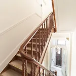 Apartment In Trendy St Gilles