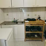 Ideal Studio For Exploring Brussels, Close To Brussels Midi Station And Main Attractions