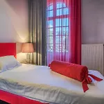 Monty Small Design Hotel