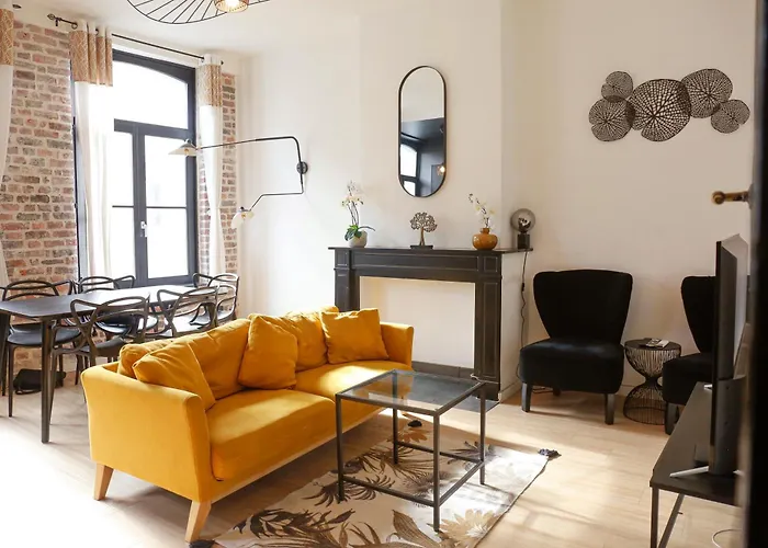 Absolute Charm 3 Bedroom 3 Bathroom With Ac Eu District