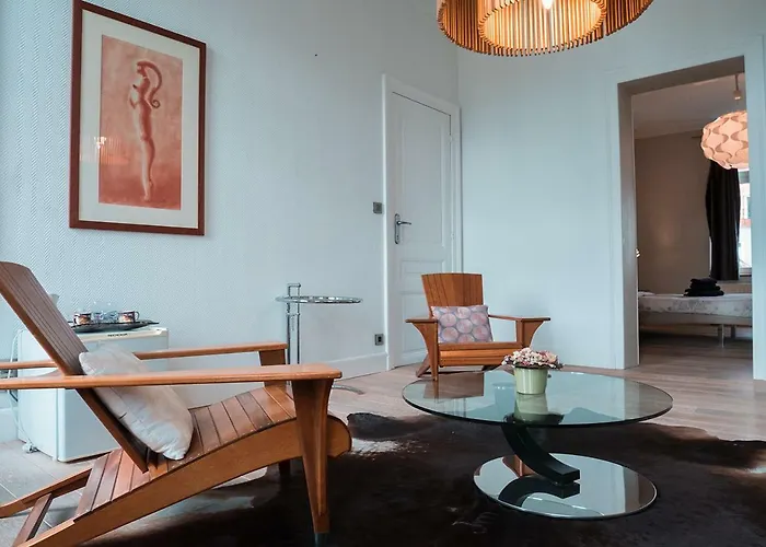 Place Jourdan Residence